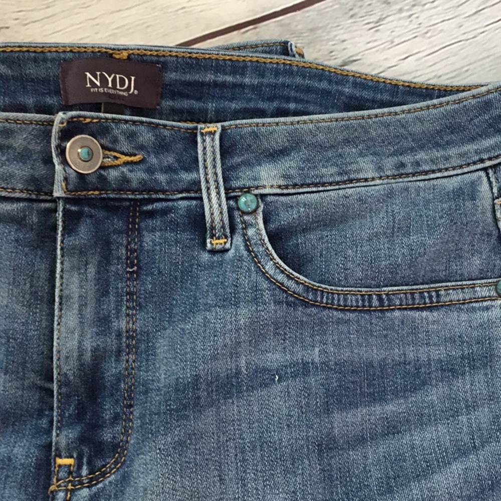 NYDJ Denim Capris(cropped) - Picture 2 of 8